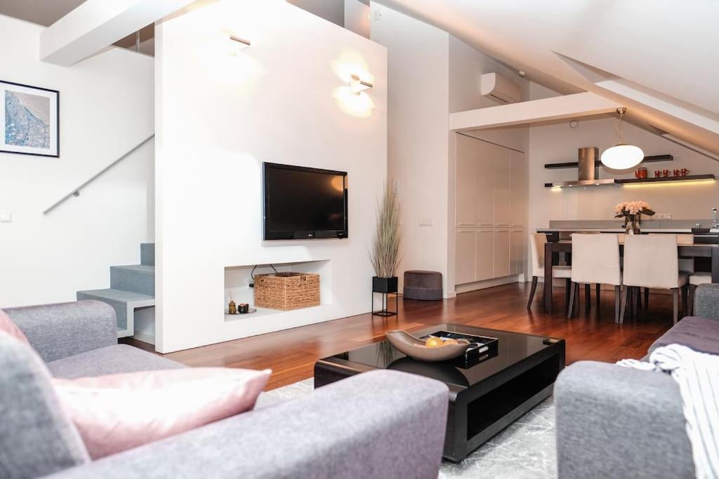 #Stayhere - Spacious Luxury Town Hall 3Bdr Apartment VNO Exteriér fotografie