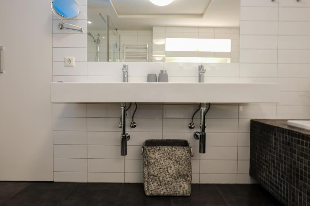 #Stayhere - Spacious Luxury Town Hall 3Bdr Apartment VNO Exteriér fotografie