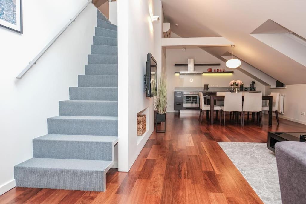 #Stayhere - Spacious Luxury Town Hall 3Bdr Apartment VNO Exteriér fotografie